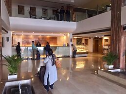 Taurus Sarovar Portico