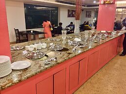 Taurus Sarovar Portico