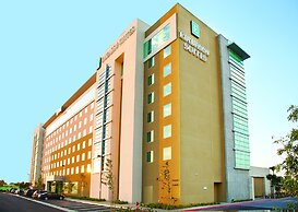 Embassy Suites Ontario Airport