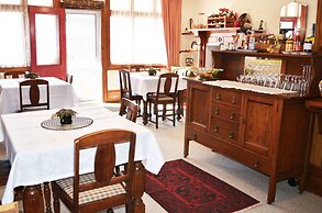 Braemar House B&B and YHA Hostel