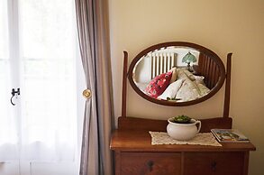 Braemar House B&B and YHA Hostel