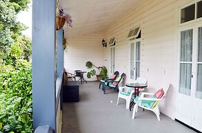 Braemar House B&B and YHA Hostel