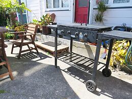 Braemar House B&B and YHA Hostel