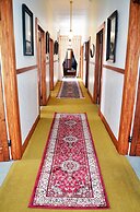 Braemar House B&B and YHA Hostel