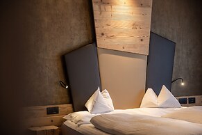 La Roccia Wellness Hotel