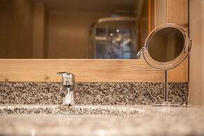 La Roccia Wellness Hotel