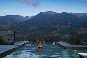 La Roccia Wellness Hotel