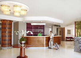 First Group The Palace All-Suite