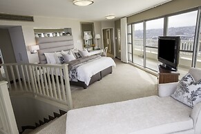 First Group The Palace All-Suite