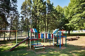 First Group Midlands Saddle and Trout