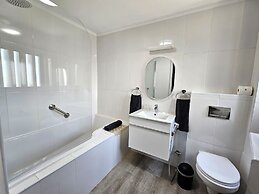 First Group La Montagne