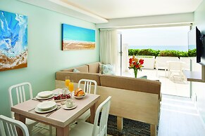 First Group La Montagne