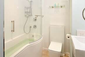 First Group La Montagne