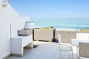 First Group La Montagne