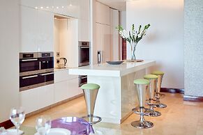 First Group La Montagne