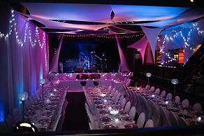 First Group La Montagne