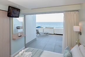 First Group La Montagne