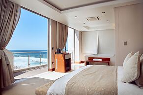 First Group La Montagne