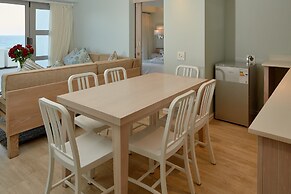 First Group La Montagne