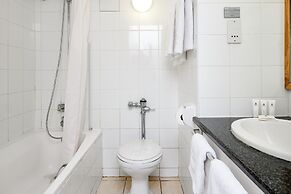 First Group La Montagne