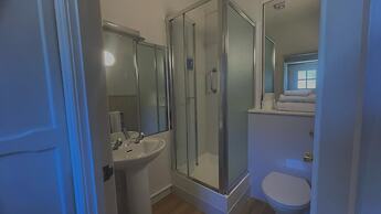 The Sibson Inn Hotel