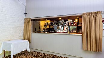 The Sibson Inn Hotel