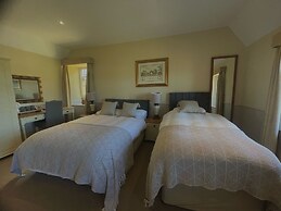 The Sibson Inn Hotel