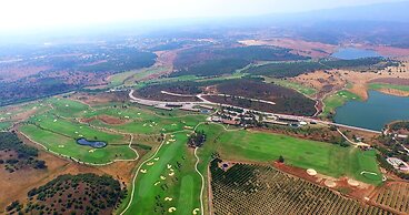 NAU Morgado Golf & Country Club