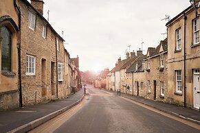 The Lion Inn