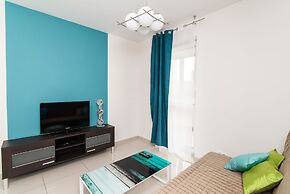 Senator Warsaw Apartments