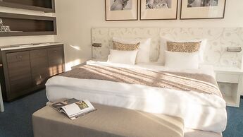 Hotel Savoy