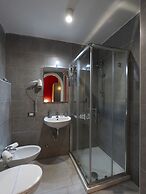 H Rooms Boutique Hotel