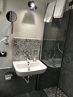 H Rooms Boutique Hotel