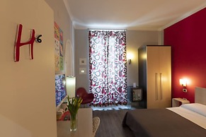 H Rooms Boutique Hotel