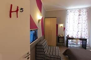 H Rooms Boutique Hotel