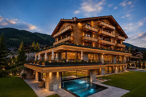 Paradise Lodge