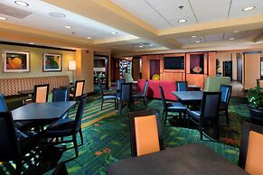 Fairfield Inn & Suites by Marriott Charleston Airport/Conven