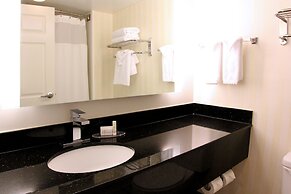 Fairfield Inn & Suites by Marriott Charleston Airport/Conven