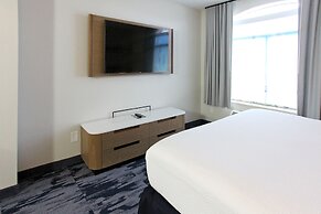 Fairfield Inn & Suites by Marriott Charleston Airport/Conven