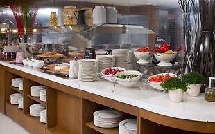 Radisson Blu Belorusskaya Hotel