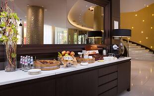 Radisson Blu Belorusskaya Hotel