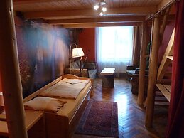 Artharmony Pension & Hostel