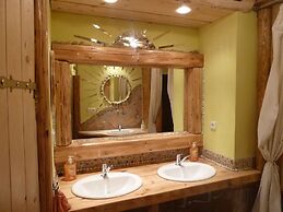 Artharmony Pension & Hostel