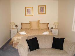 193 Aorangi Manor Motel