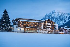 Mareo Dolomites Hotel