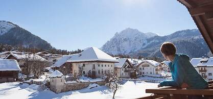 Mareo Dolomites Hotel