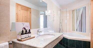 Mareo Dolomites Hotel