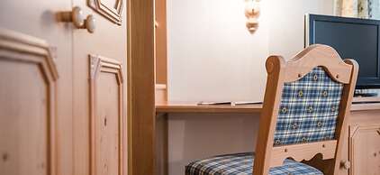 Mareo Dolomites Hotel