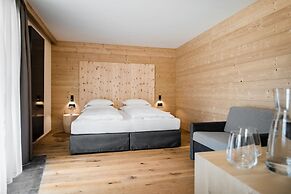 Mareo Dolomites Hotel