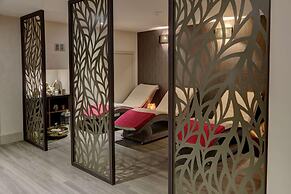 Dover Marina Hotel & Spa, Tapestry Collection by Hilton